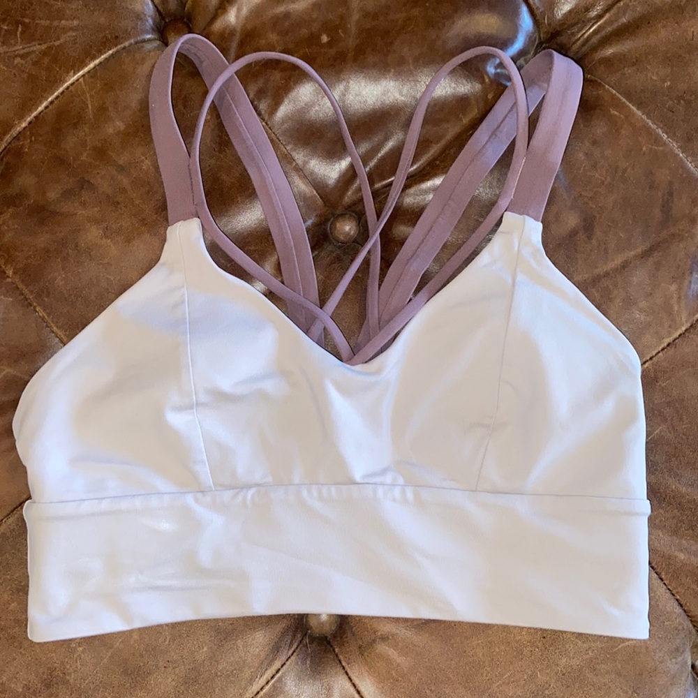 Lululemon size 8 sports bra